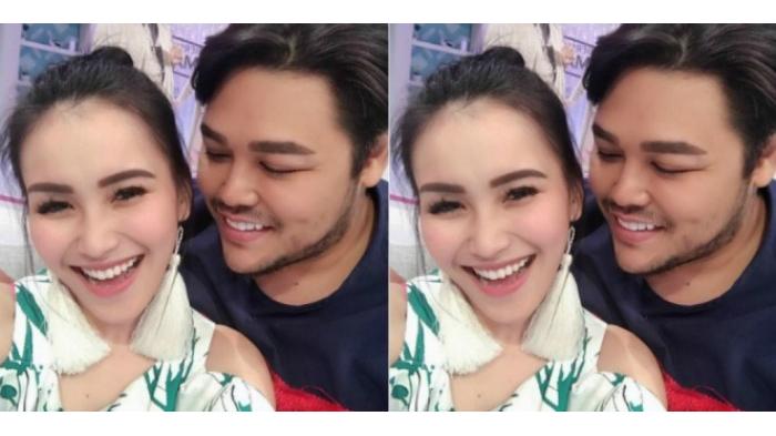 Bukan Ayu Ting Ting, Inilah Pacar Baru Ivan Gunawan? Fotonya Mesra Abis