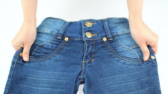  Cara  Mudah Kembalikan Bentuk Celana  Jeans  yang  Melar  atau 