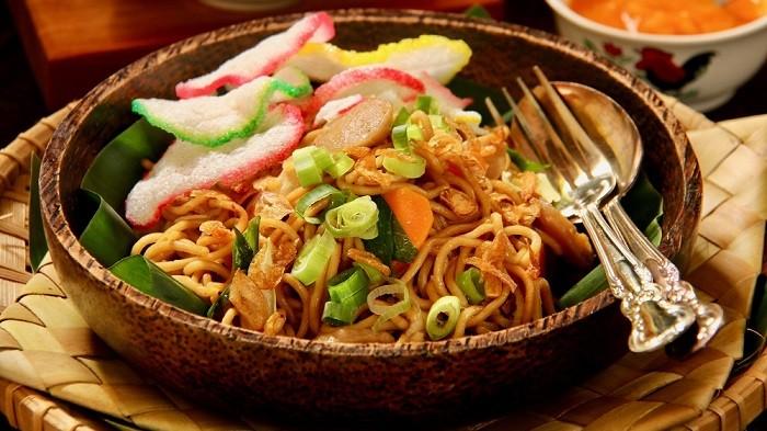 Jangan Pernah Makan Mie Goreng dengan 2 Bahan Tambahan Ini