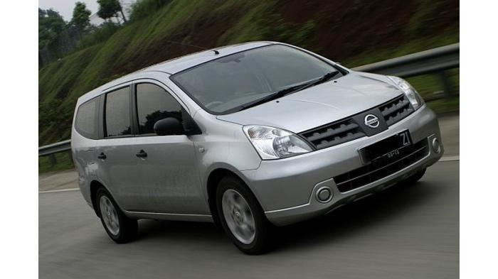 Cek Harga Mobil MPV Pilihan Nissan Grand Livina Bekas 