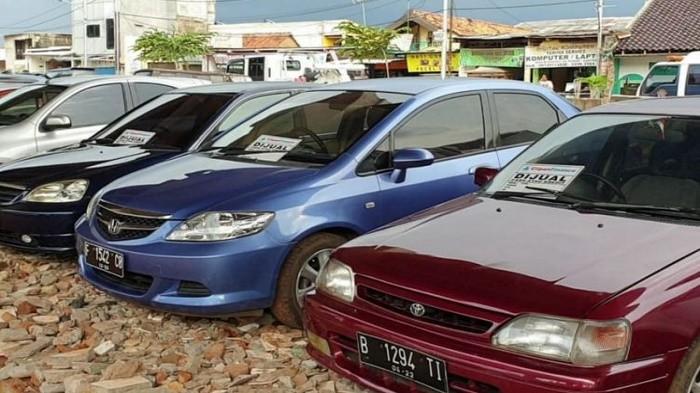 Cari Mobil  Bekas Murah  Harga  Rp 20  Jutaan  Cek 10 