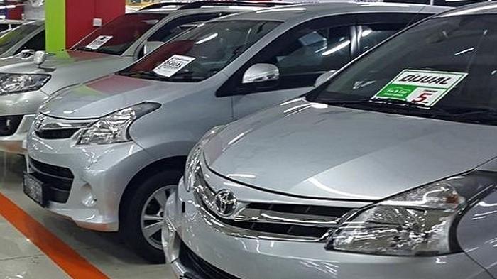 Daftar Harga  Mobil  Keluarga Murah Toyota  Avanza Bekas 